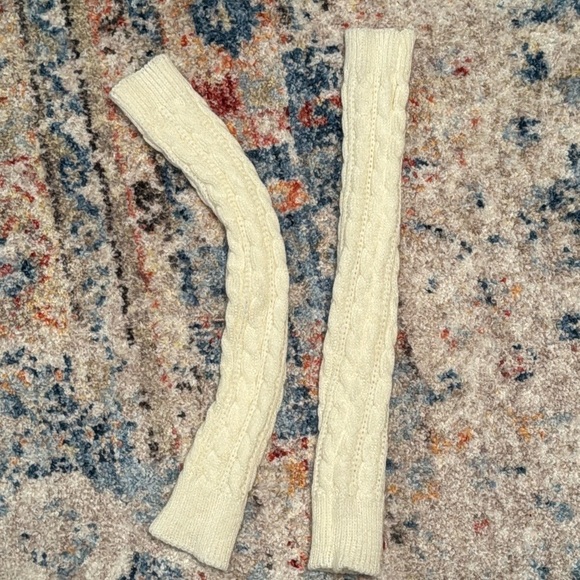 Open Finger Cable Knit Warm Winter Sleeve - Picture 3 of 4